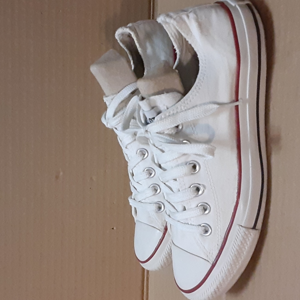 Converse sneakers - Picture 3 of 16